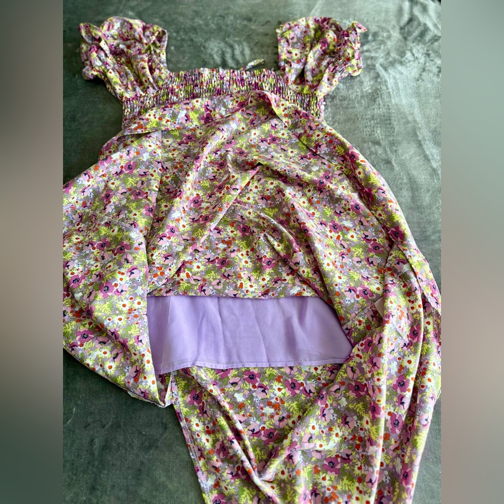 O.P.T One Pretty Time Go on A Date Floral Puff Sleeve Midi Dress L Smocked - Picture 11 of 14